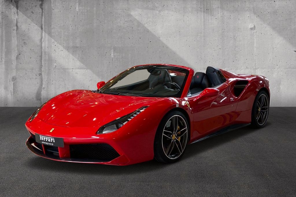 Ferrari 488 SPider | předváděcí auto | skladem | od autorizovaného prodejce | super cena | top stav | max výbava | online nákup | online prodej | autoibuy.com